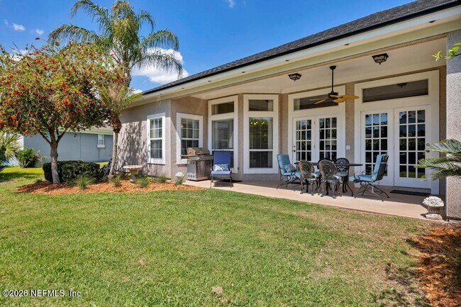 Building Photo - 137 Oak View Cir