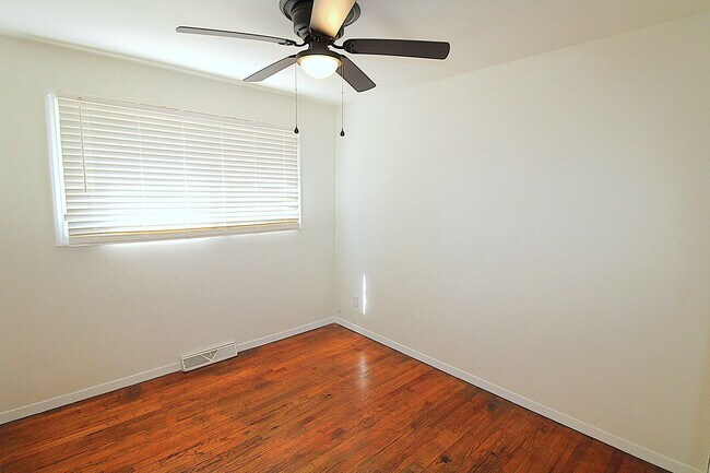 Building Photo - Updated 3-Bedroom Ranch with Modern Finishes & Timeless Charm