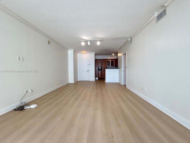 Building Photo - 325 S Biscayne Blvd