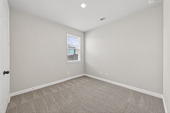 Building Photo - 138 Solana Point Dr