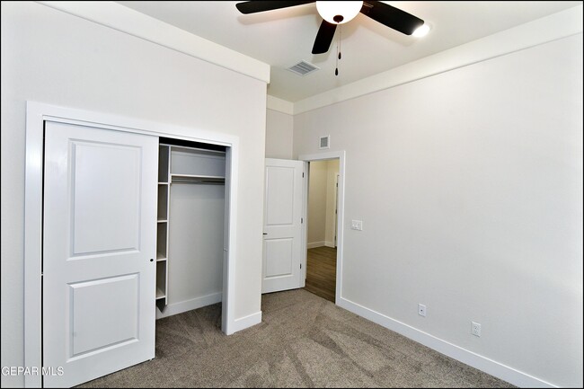 Building Photo - 13868 Paseo Perlas Dr