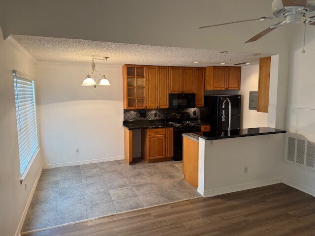 Building Photo - 2565 Grassy Point Dr