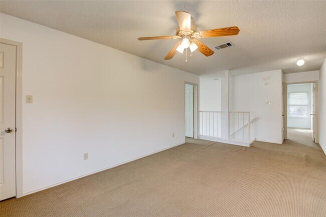 Building Photo - 8406 La Naranja Cove