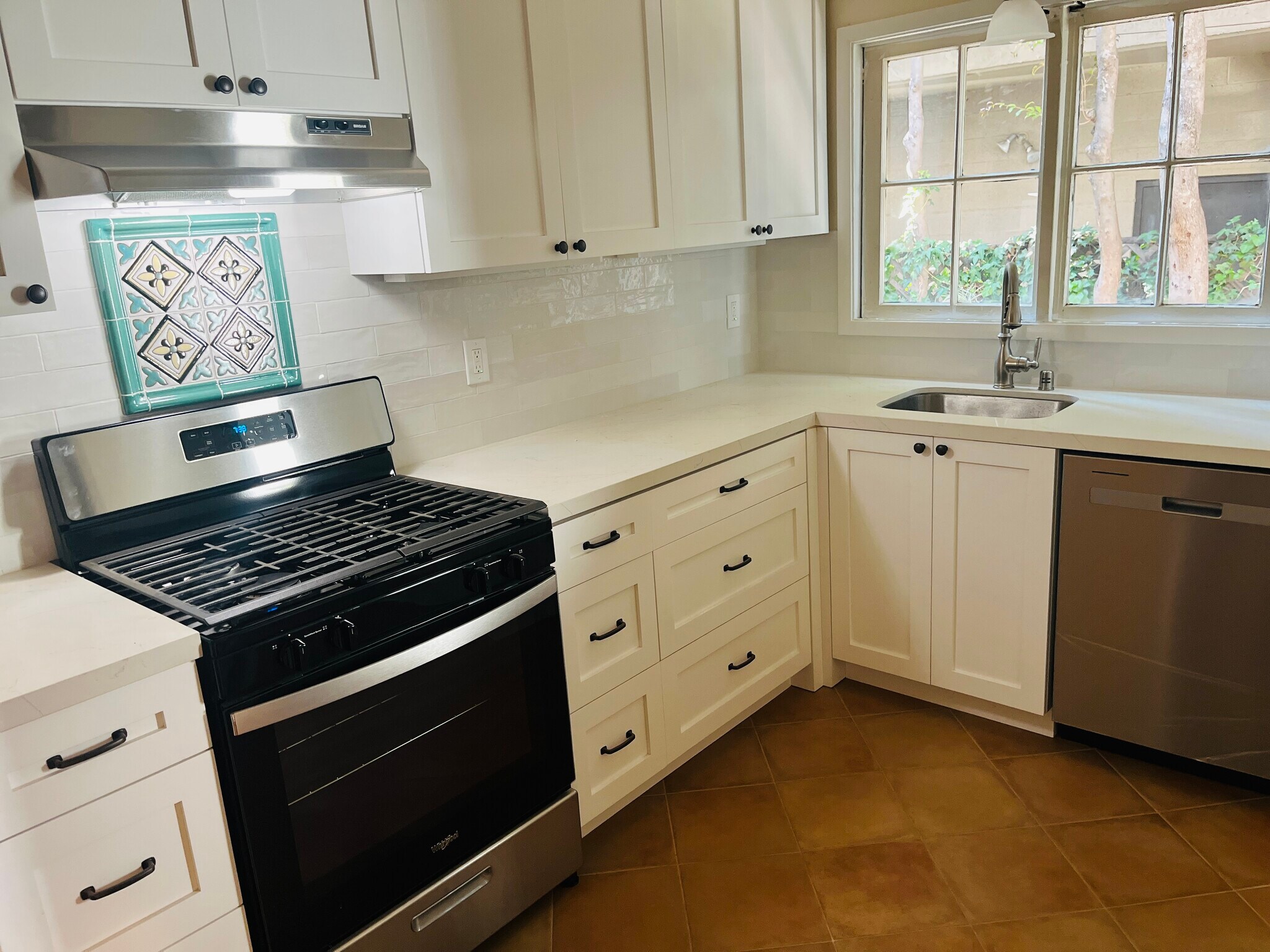 Building Photo - 1040 Prospect Ave