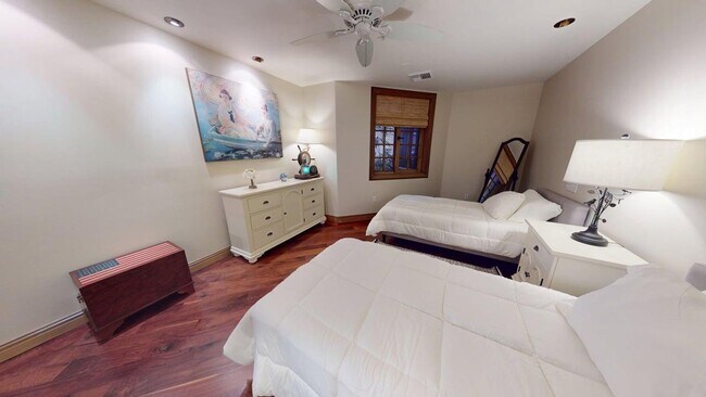Building Photo - Luxury Coronado Condo in Regatta Bay