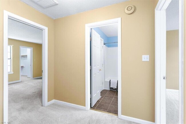 Building Photo - 5403 Sasha Ct