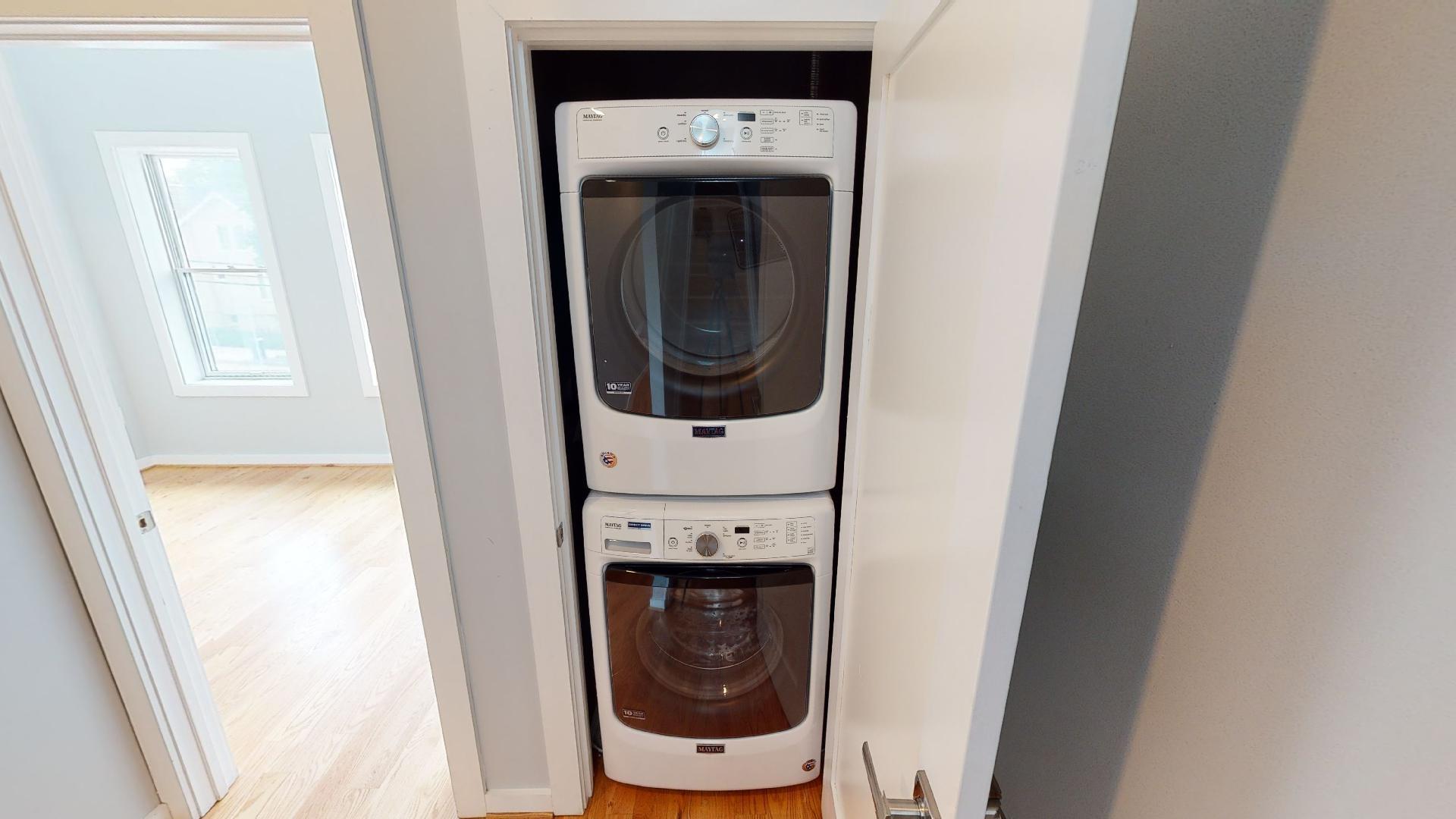 Building Photo - 409 Upshur St NW