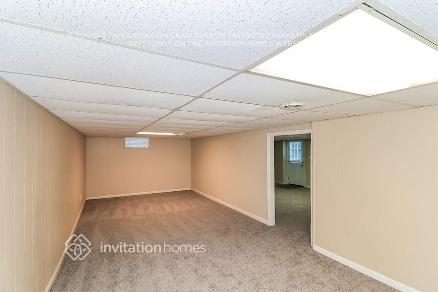 Building Photo - 2550 Raintree Way NE