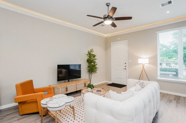 Floorplan - Enclave at Mason Creek