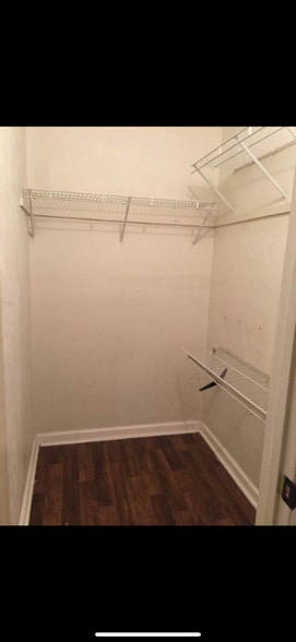 Building Photo - 2031Hanover Court