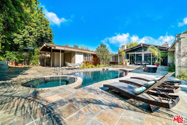 Building Photo - 11508 Thurston Cir