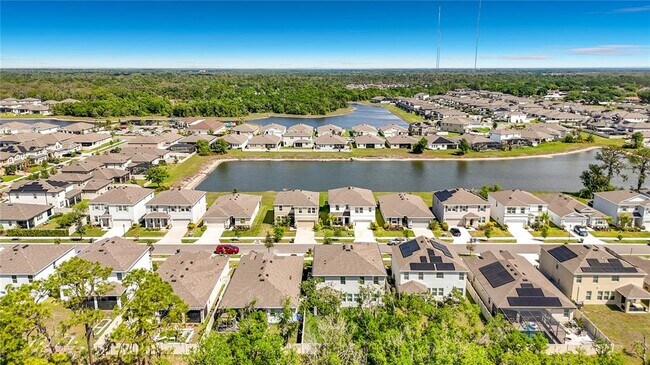 Building Photo - 13071 Brookside Moss Dr