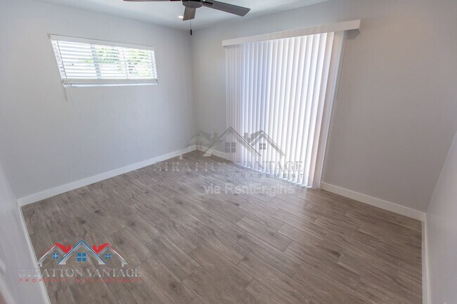 Building Photo - 2912 W Butler Dr