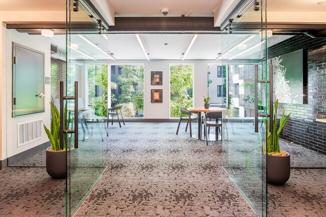 Building Photo - 3560 Rambla Pl