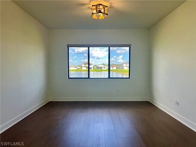 Building Photo - 5114 Panella Ave