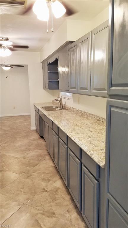 Really LARGE kitchen - 434 Buena Vista Blvd