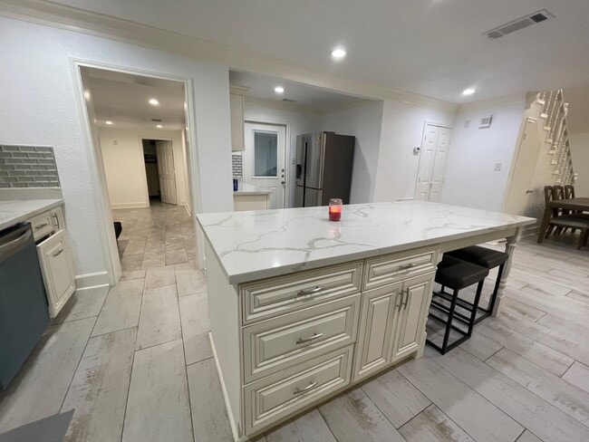 Building Photo - 8129 Lemon Tree St