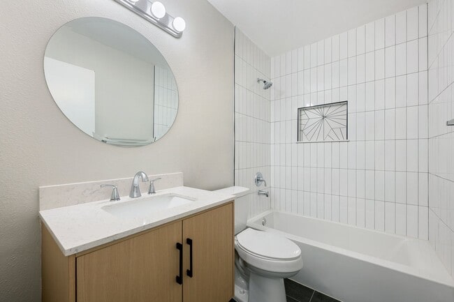 Building Photo - 1513 Braes Ridge Dr