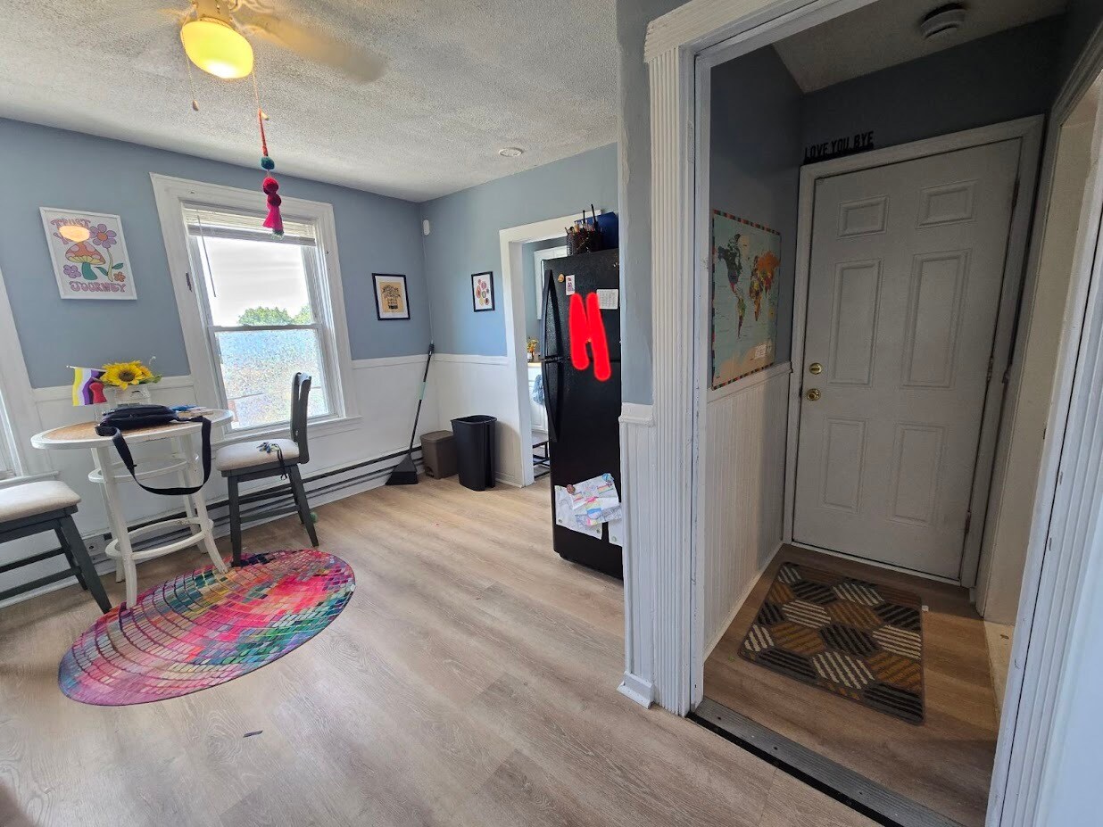 Dining Room - 272 Division St