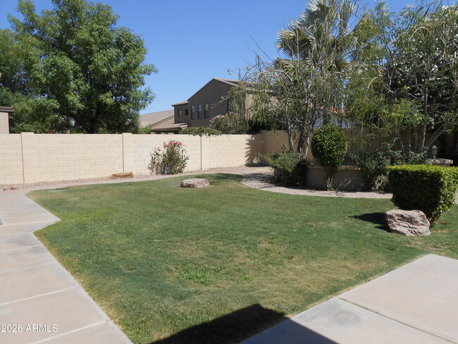 Building Photo - 3077 E Blue Ridge Pl