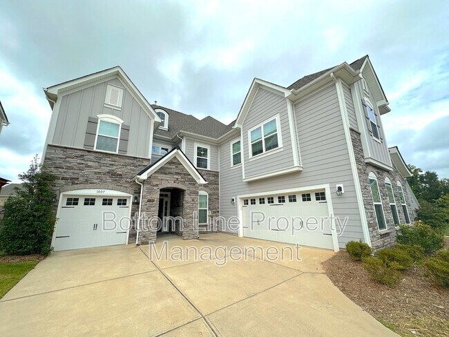 Primary Photo - 1007 Anatrella Ln NW