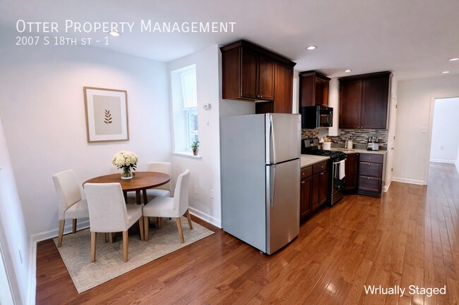 Building Photo - 2007 S 18th St