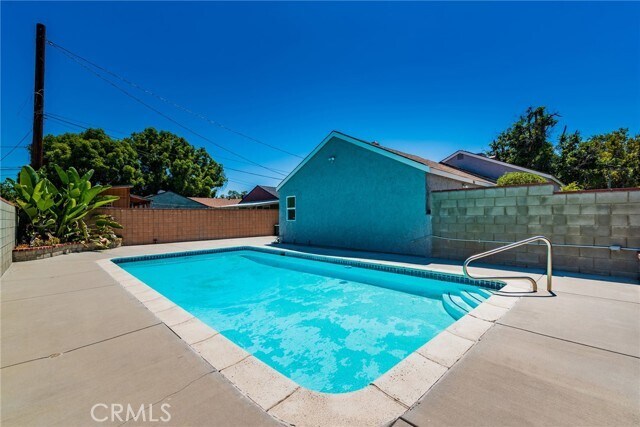 Building Photo - 1700 Lima St