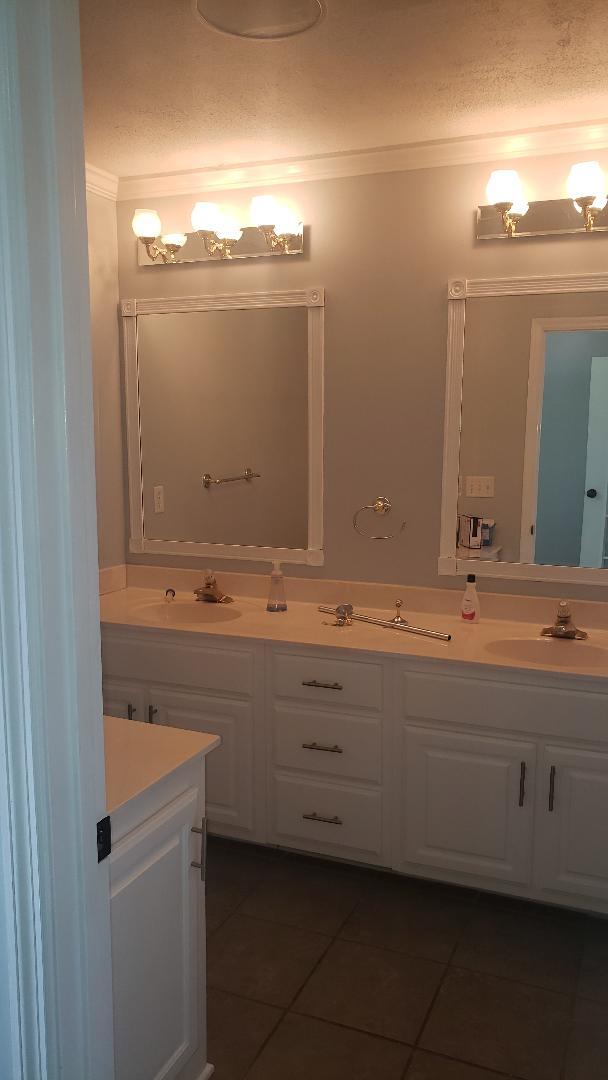 Building Photo - 350 Swindall Cir