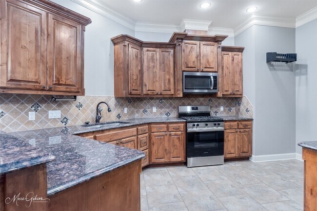 Building Photo - 431 Tupelo Dr