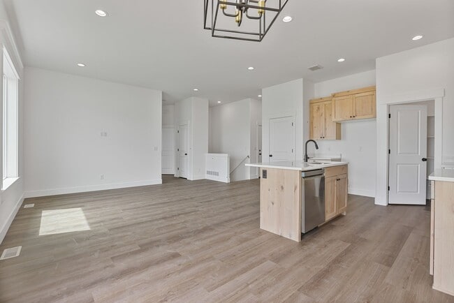 Building Photo - Brand New Idaho Falls Twin Home | Move-In ...