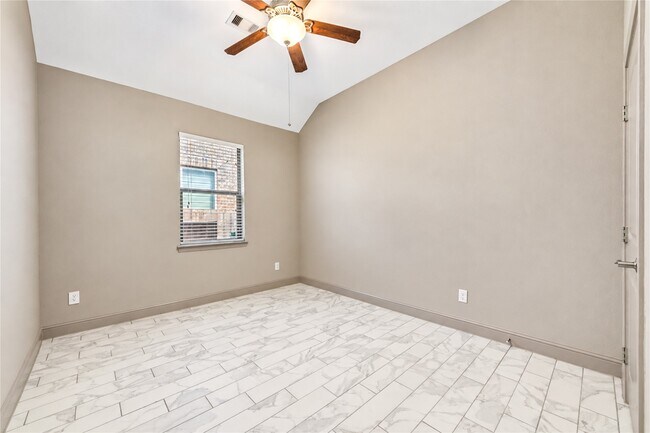 Building Photo - 6210 Bristol Path Ln