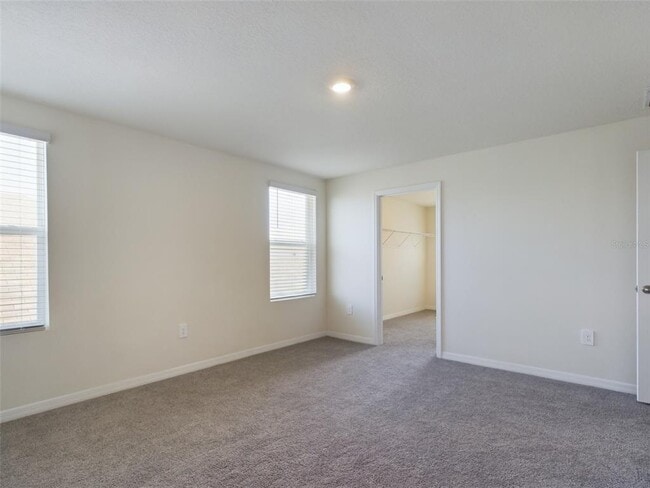 Building Photo - 8626 SW 46th Ave