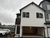 Building Photo - Lynnwood Townhome