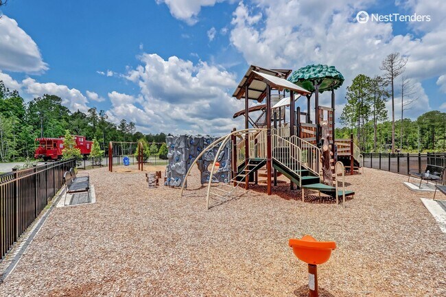 Building Photo - Like New Three Bedroom Home in Yulee's Nassau Crossing!