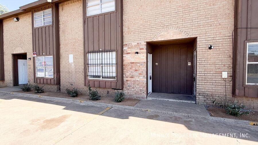 Building Photo - 2101 51st St