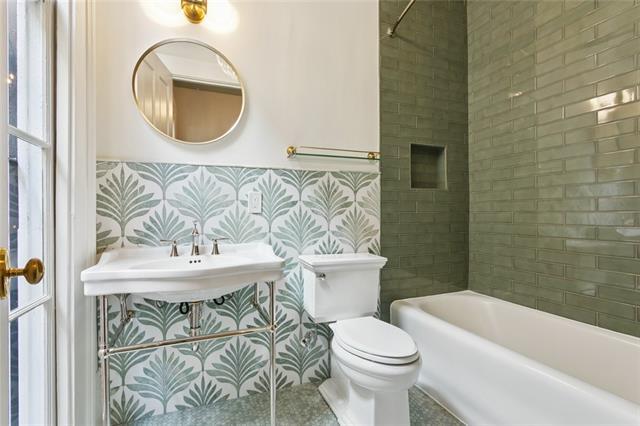 Building Photo - 632 Esplanade Ave