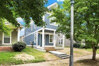 Building Photo - 162 Keel Ave