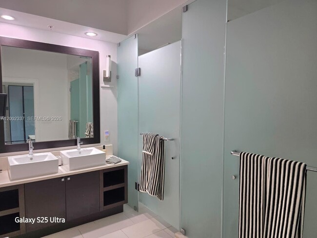 Building Photo - 5300 NW 87th Ave