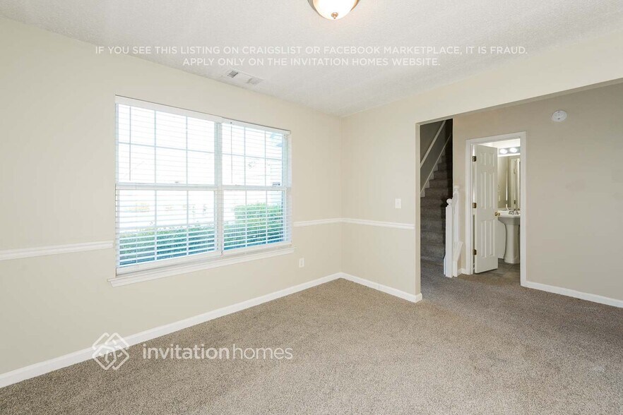 Building Photo - 3668 Gray Birch Dr