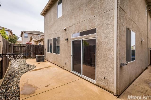 Building Photo - 5348 Baccus Way