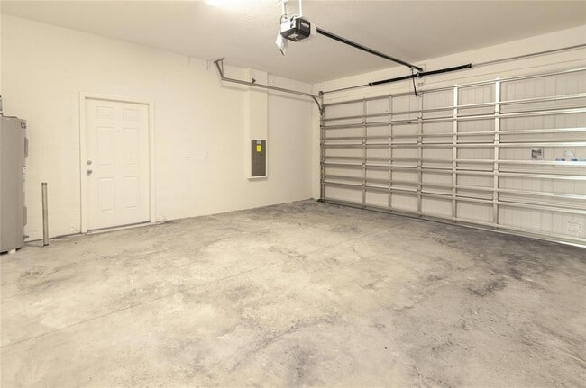 Building Photo - 10844 Fowlers Blf Ct