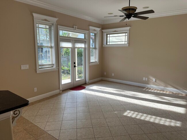 Building Photo - 231 Calusa Blvd