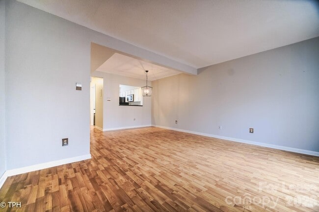 Building Photo - 6124 Heath Ridge Ct