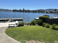 Building Photo - 138 Del Oro Lagoon