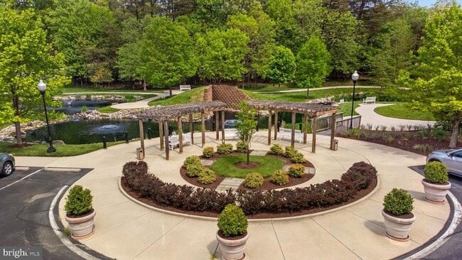 Building Photo - 15316 Pine Orchard Dr