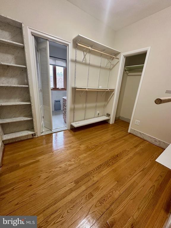 Building Photo - 3007 Oliver St NW