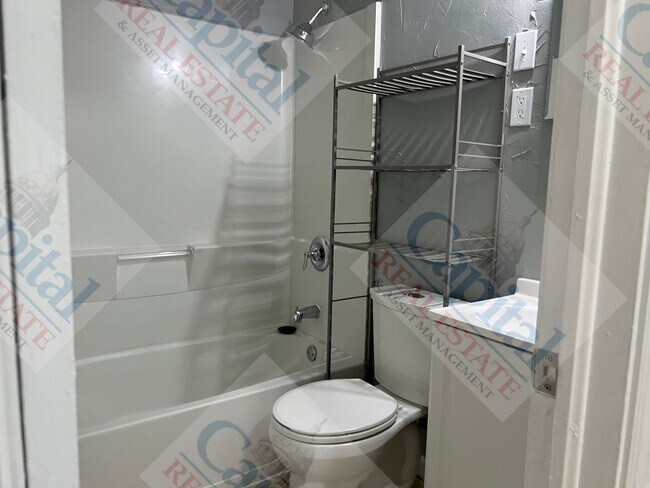 Building Photo - Home Sweet Home