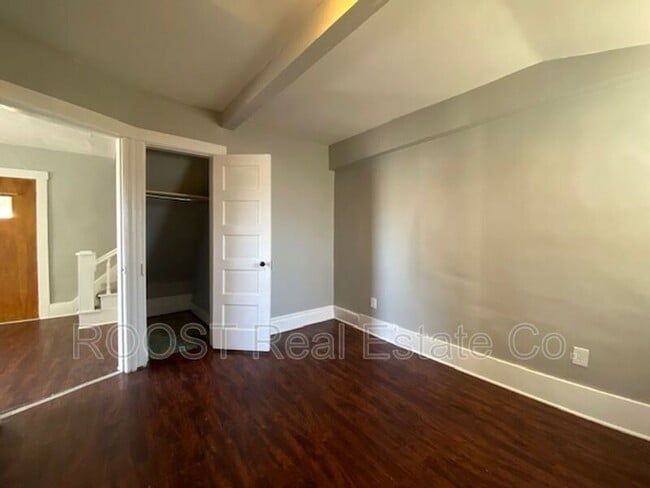 Building Photo - 1-198 1/2 E High St