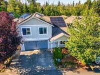 Building Photo - Lynnwood Home