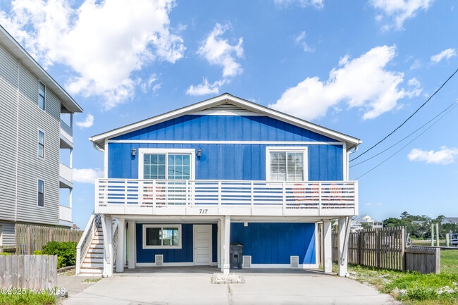 Primary Photo - 717 Canal Dr